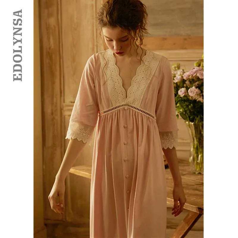 2019 Elegant Hollow Out V-Neck Lace Patchwork Women Night Wear Home Dress White Cotton Sleepwear Vintage Nightgown Bathrobe T489